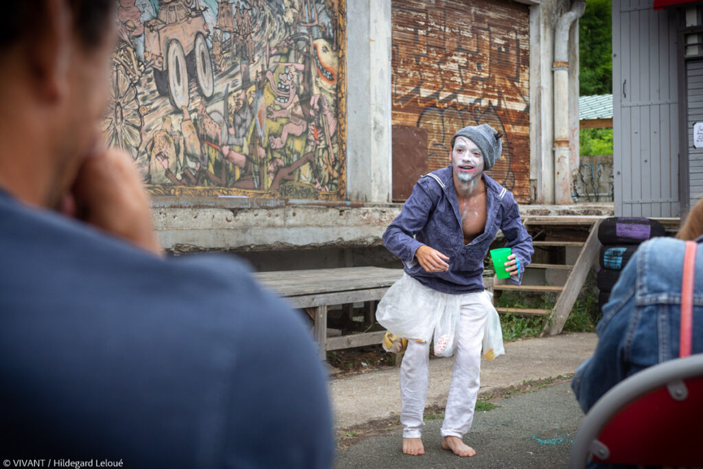 Les gaillardes spectacle-Pour sa première représentation, la troupe se produit devant un public de 80 spectateurs environ