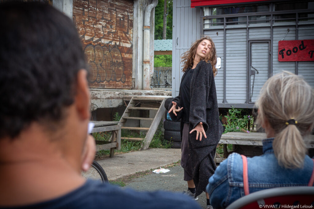 Les gaillardes spectacle-Pour sa première représentation, la troupe se produit devant un public de 80 spectateurs environ