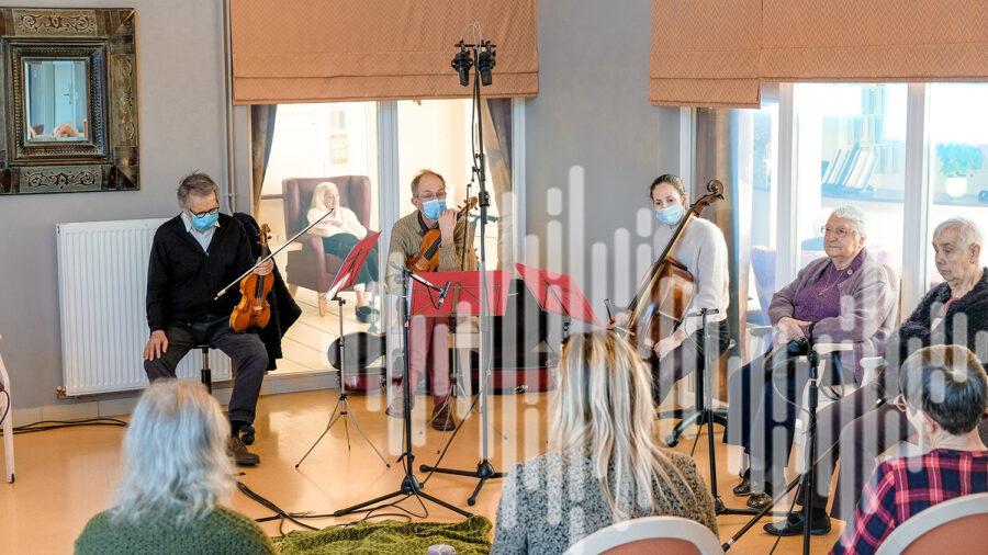 séance musique et mémoire à l'ehpad de Senillé Saint Sauveur