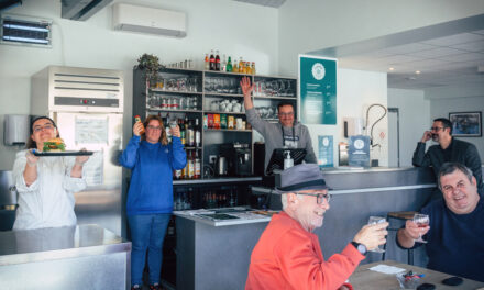 Au café d’Iteuil, l’inclusion au menu