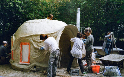 Kerterre : expérimenter l&rsquo;écoconstruction en toute simplicité